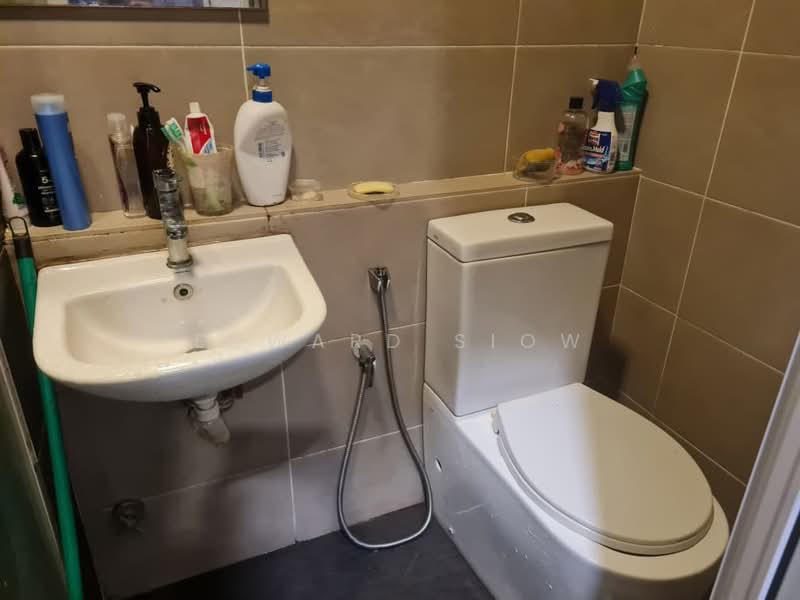 Servis Apartment untuk Disewa di D'Pristine - Edward Siow - Bathroom - PropertyGuru.com.my