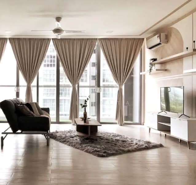 Kondominium untuk Dijual di Dwiputra Residences - Lilian Ta - Living Room - PropertyGuru.com.my