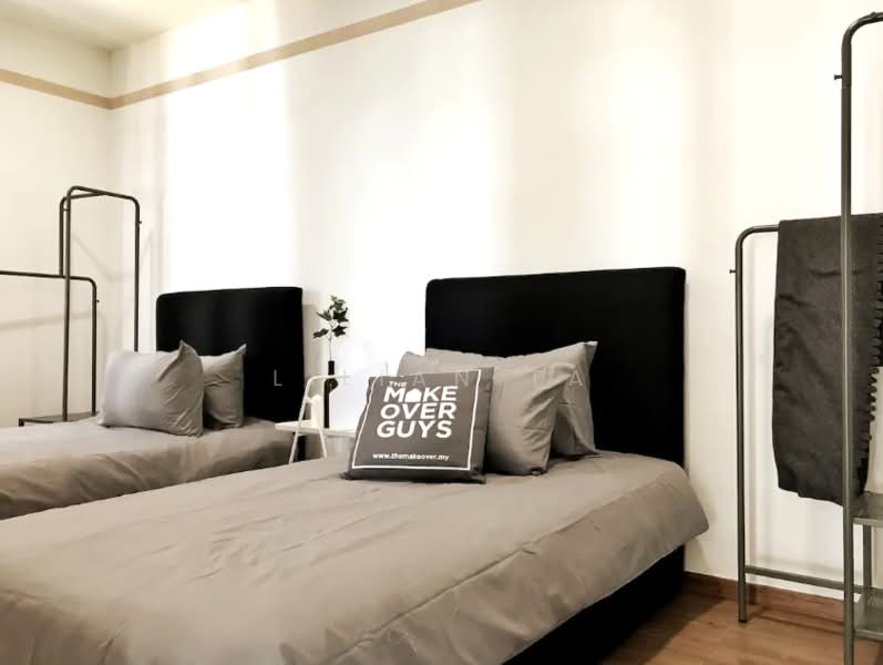 Kondominium untuk Dijual di Dwiputra Residences - Lilian Ta - Bedroom - PropertyGuru.com.my
