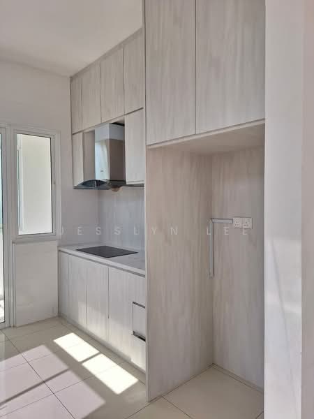 2-storey Terraced House for Rent in Eco Majestic (Semenyih) - Jesslyn Lee - Kitchen - PropertyGuru.com.my