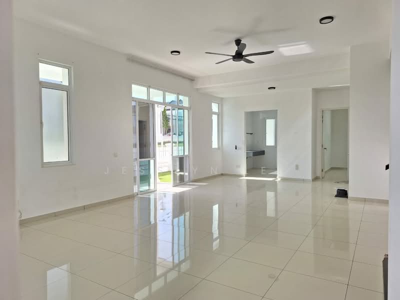 2-storey Terraced House for Rent in Eco Majestic (Semenyih) - Jesslyn Lee - Living Room - PropertyGuru.com.my