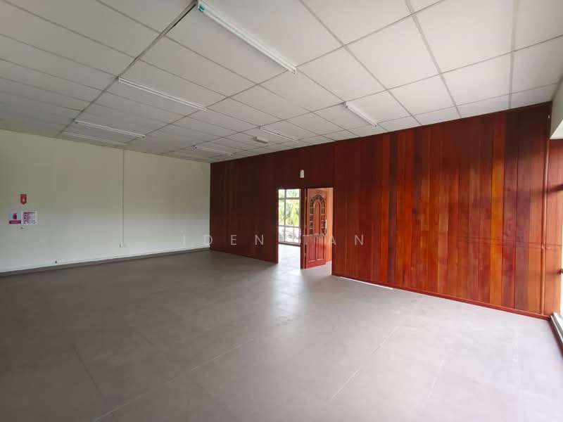 Cluster Factory for Rent in Taman Lagenda Putra (Kulai) - Iden Tan - Interior - PropertyGuru.com.my