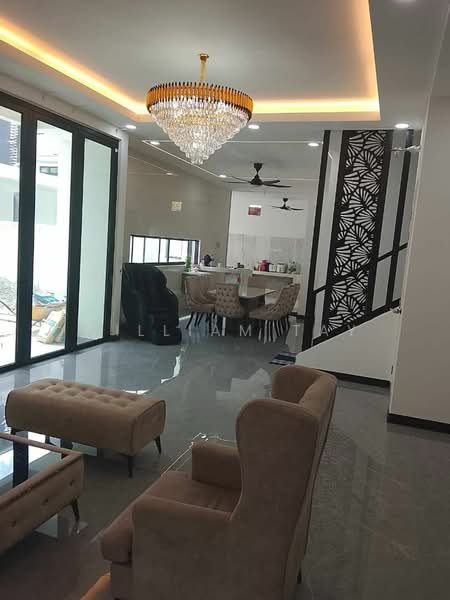 Semi-Detached House for Sale in Setia Tropika (Johor Bahru) - William Tay - Living Room - PropertyGuru.com.my