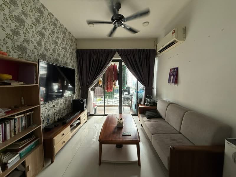 Condominium for Sale at Amberside @ Country Garden Danga Bay - Siow Yan Er - Living Room - PropertyGuru.com.my