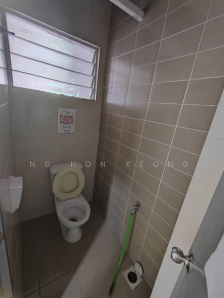 Office for Rent in Puchong (Selangor) - Ng Hon Keong - Bathroom - PropertyGuru.com.my