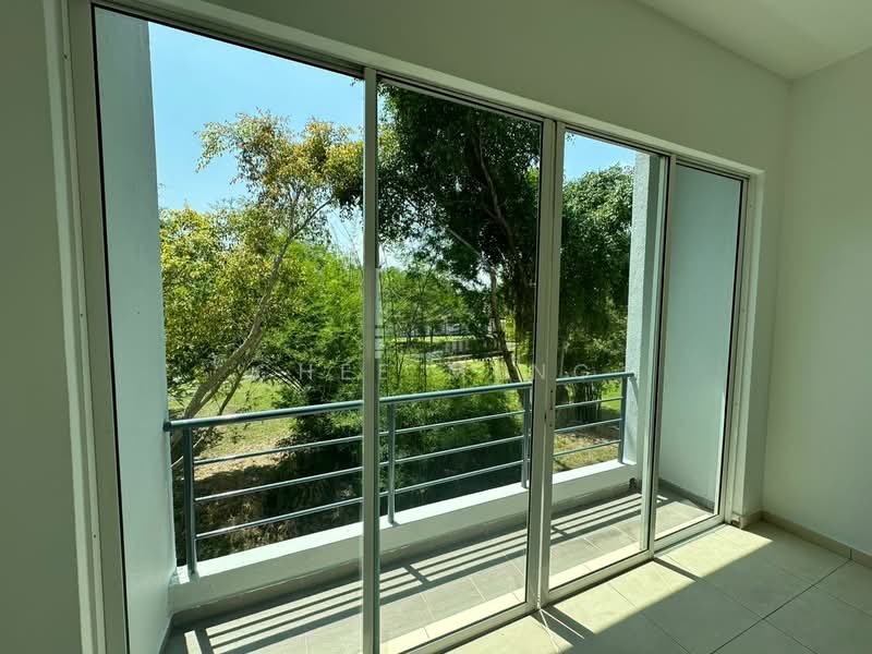 Semi-Detached House for Sale in Taman Seri Jaromas (Jenjarom) - Chee Meng - PropertyGuru.com.my