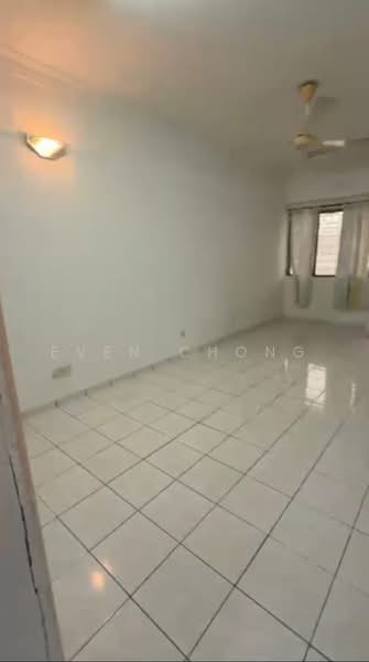Pangsapuri untuk Dijual di Taman Cheras Awana Apartment - Even Chong - Living Room - PropertyGuru.com.my