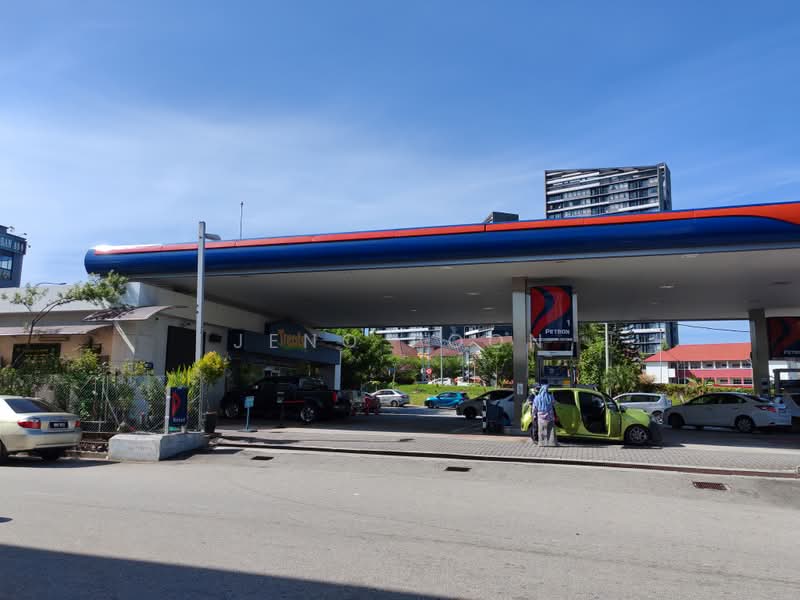 Shop for Sale in Seri Kembangan (Selangor) - Jeno Poon - Exterior - PropertyGuru.com.my