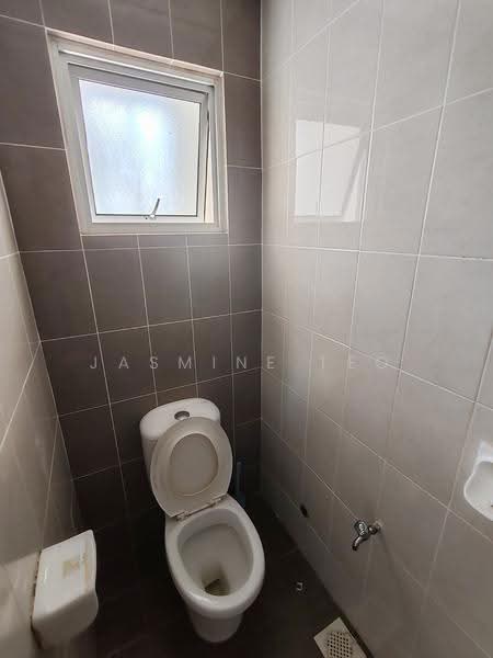 Shop / Office untuk Disewa di Setia Taipan 1 (Setia Alam) - Jasmine Teo - Bathroom - PropertyGuru.com.my