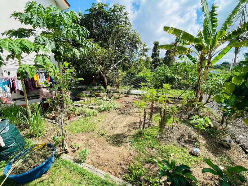 2-storey Terraced House for Sale in Bandar Baru Salak Tinggi (Sepang) - Amirul Akmal - Garden - PropertyGuru.com.my