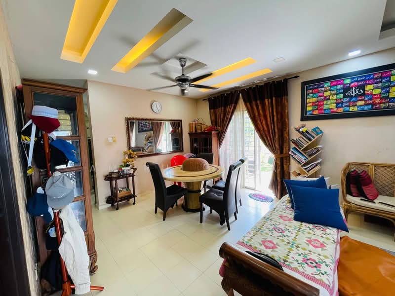 2-storey Terraced House for Sale in Bandar Baru Salak Tinggi (Sepang) - Amirul Akmal - Living Room - PropertyGuru.com.my