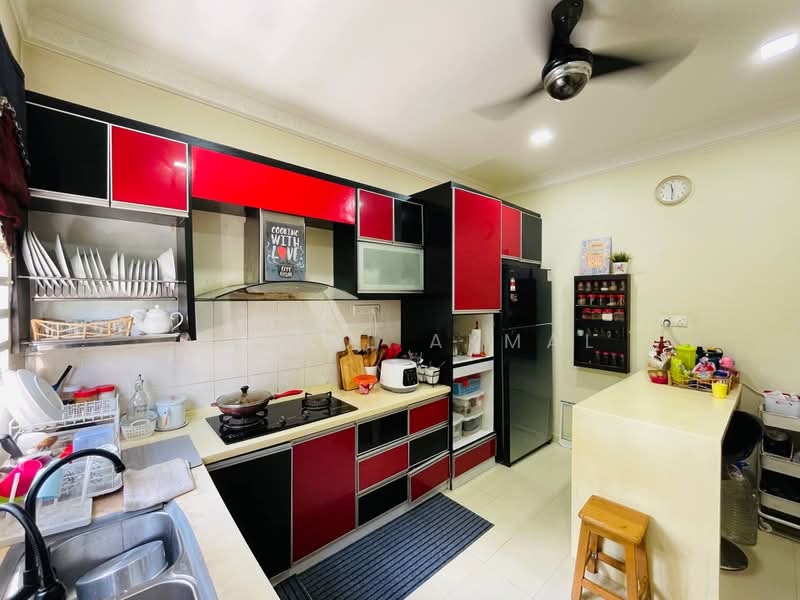 2-storey Terraced House for Sale in Bandar Baru Salak Tinggi (Sepang) - Amirul Akmal - Kitchen - PropertyGuru.com.my