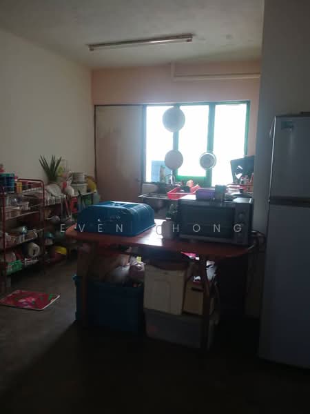 Flat for Sale at Tembikai Court - Even Chong - Kitchen - PropertyGuru.com.my