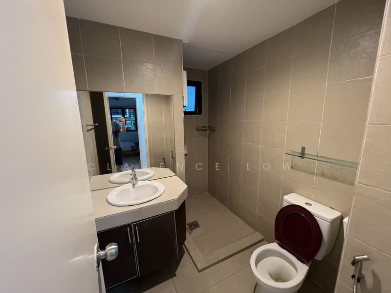Pangsapuri untuk Disewa di Larkin Residence (Phase One) - Clarence Low - Bathroom - PropertyGuru.com.my