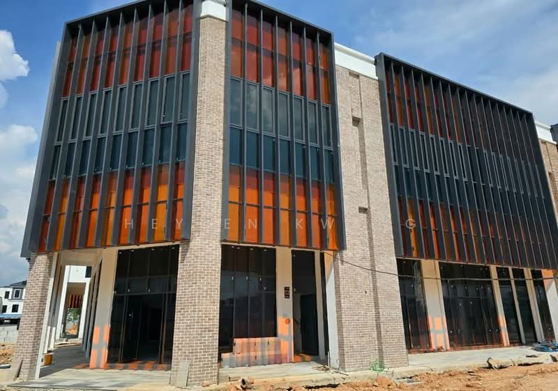 Kedai / Pejabat untuk Disewa di Seksyen U13 (Setia Alam) - Heylen Kwang - Exterior - PropertyGuru.com.my