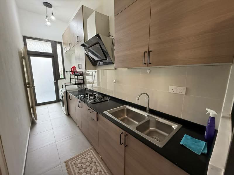 Rumah Berkembar untuk Dijual di Iskandar Puteri (Nusajaya) (Johor) - Yiky Lim - Kitchen - PropertyGuru.com.my