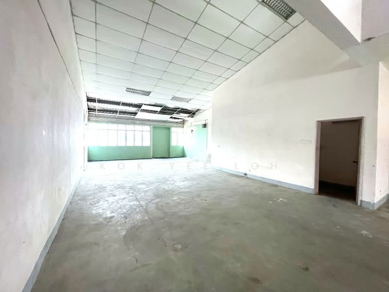 Terrace Factory for Sale in Taman Perindustrian Usj 1 (Subang Jaya) - Kok Yee Loh - Interior - PropertyGuru.com.my
