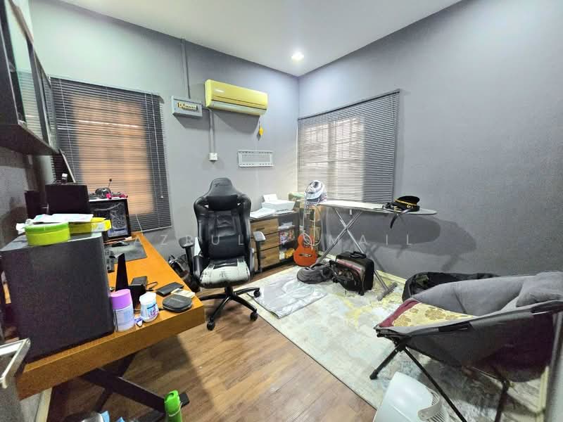 2-storey Terraced House for Sale in Kota Damansara (Selangor) - Azrul Ismail - Study - PropertyGuru.com.my