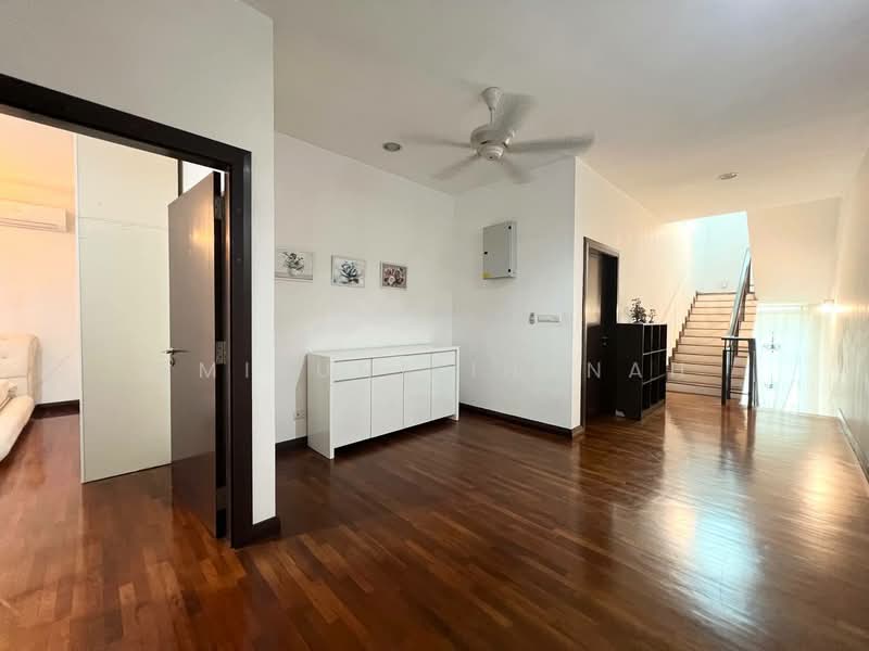 Rumah Berkembar untuk Disewa di Subang Jaya (Selangor) - Amirun Kinanah - Living Room - PropertyGuru.com.my
