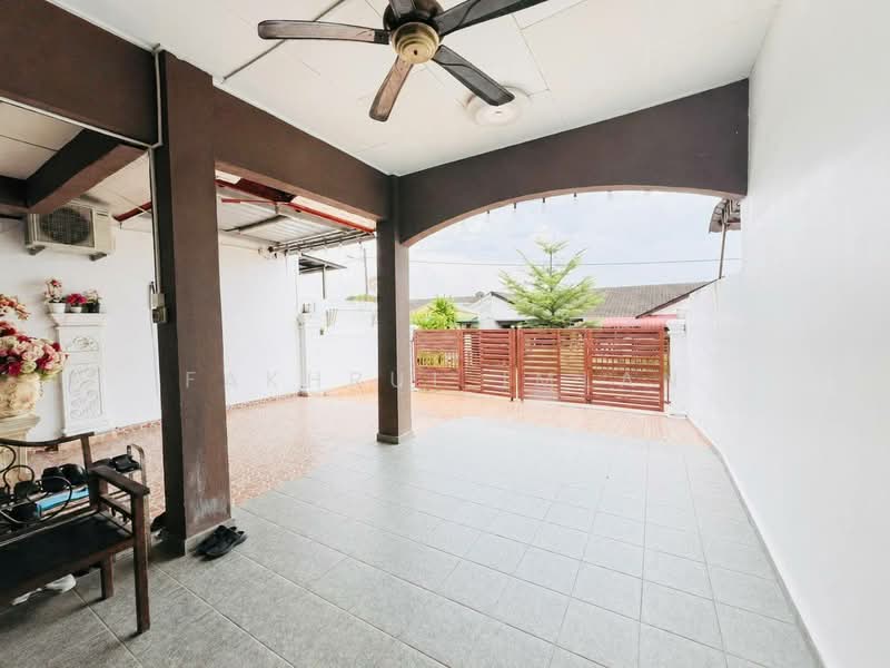 2-storey Terraced House for Sale in Pasir Gudang (Johor) - Fakhrul Imlan - Exterior - PropertyGuru.com.my