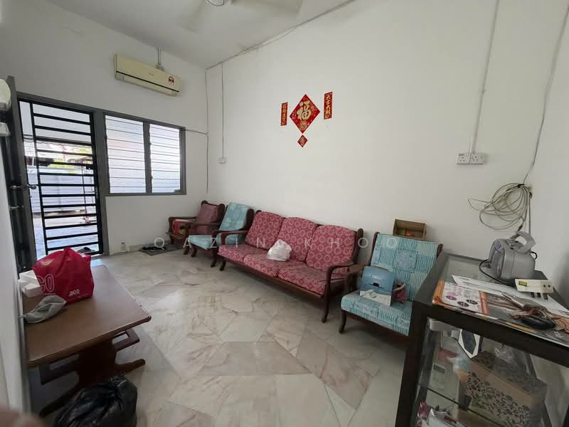 Rumah Teres 1 Tingkat untuk Disewa di Taman Pengkalan Barat (Ipoh) - Qazin Khoo - Living Room - PropertyGuru.com.my