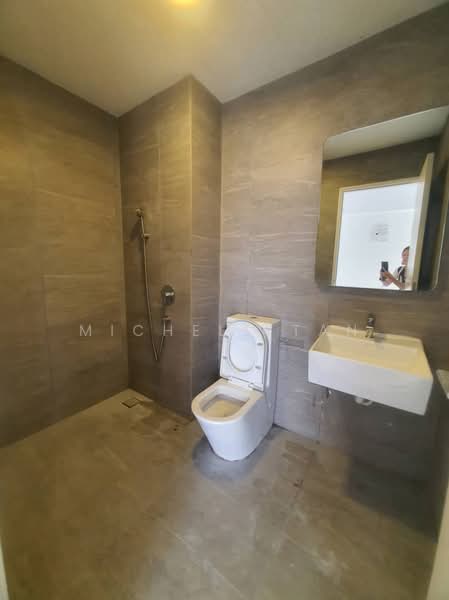 Service Residence for Rent at Aurora Suites @ Bukit Jalil - Michele Tan - Bathroom - PropertyGuru.com.my