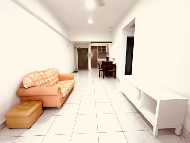 Kediaman Servis untuk Disewa di Main Place Residence - Kenix Lee - Living Room - PropertyGuru.com.my