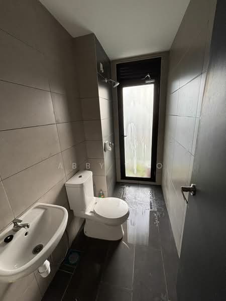 Kediaman Servis untuk Disewa di EDUSENTRAL - Abby Woo - Bathroom - PropertyGuru.com.my