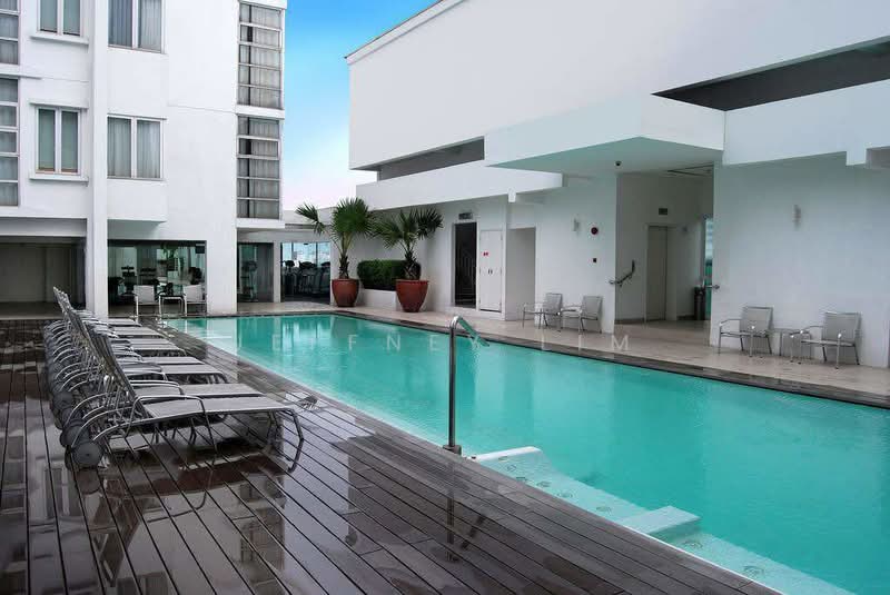Kondominium untuk Disewa di Menara Bintang Goldhill - Jeffney Lim - Pool - PropertyGuru.com.my