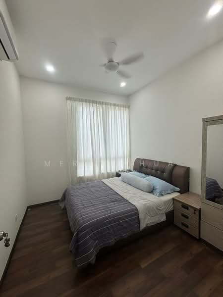 Service Residence for Rent at D'carlton (Residensi Seri Mega) - Merry Chua - Bedroom - PropertyGuru.com.my
