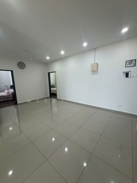 Service Residence for Rent at D'carlton (Residensi Seri Mega) - Merry Chua - Living Room - PropertyGuru.com.my