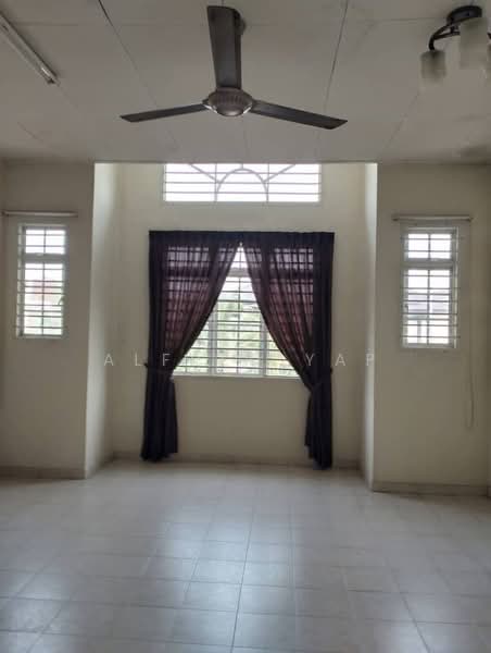 Rumah Teres 2 Tingkat untuk Disewa di Taman Desa Tebrau (Tebrau) - Alfred Yap - Living Room - PropertyGuru.com.my