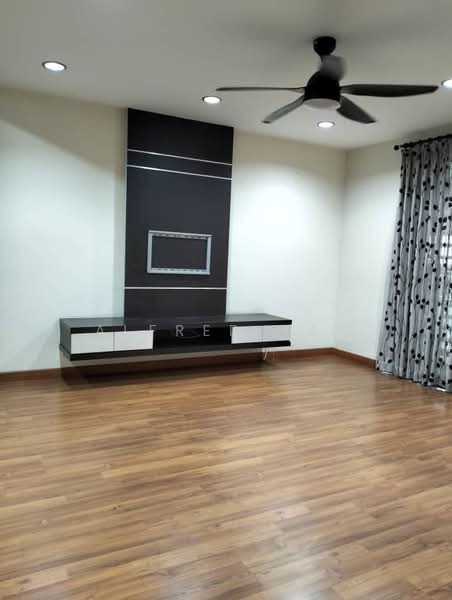 Rumah Teres 2 Tingkat untuk Disewa di Taman Desa Tebrau (Tebrau) - Alfred Yap - Living Room - PropertyGuru.com.my