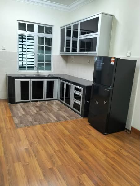 Rumah Teres 2 Tingkat untuk Disewa di Taman Desa Tebrau (Tebrau) - Alfred Yap - Kitchen - PropertyGuru.com.my