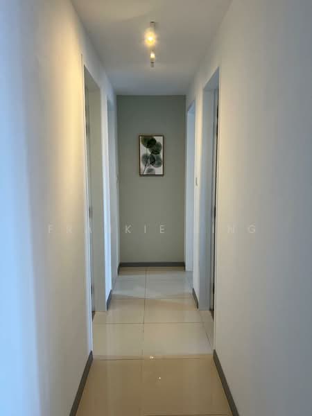 Kediaman Servis untuk Disewa di United Point (Residensi Berpadu) - Frankie Sing - Corridor - PropertyGuru.com.my