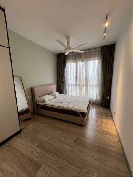 Kediaman Servis untuk Disewa di United Point (Residensi Berpadu) - Frankie Sing - Bedroom - PropertyGuru.com.my