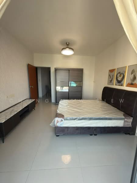 Condominium for Rent at Ataraxia Park @ Forest City - Chung How Siew - Balcony Room - PropertyGuru.com.my