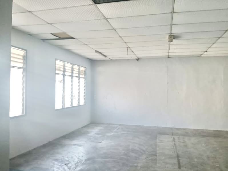 Kilang Berkembar untuk Disewa di Taman Megah Ria (Masai) - Karen Heng - PropertyGuru.com.my