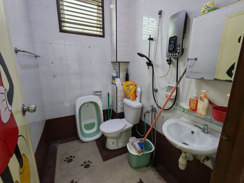 Rumah Teres 1 Tingkat untuk Dijual di Bandar Putra Jaya (Tebrau) - Nico Chong - Bathroom - PropertyGuru.com.my
