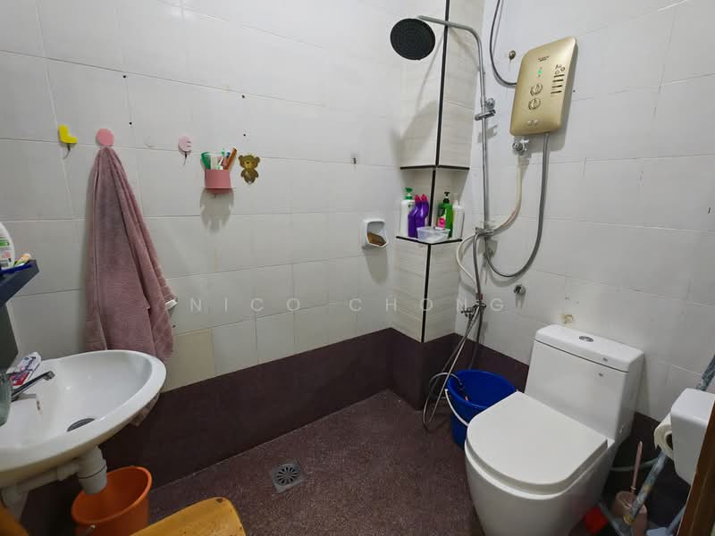 Rumah Teres 1 Tingkat untuk Dijual di Bandar Putra Jaya (Tebrau) - Nico Chong - Bathroom - PropertyGuru.com.my