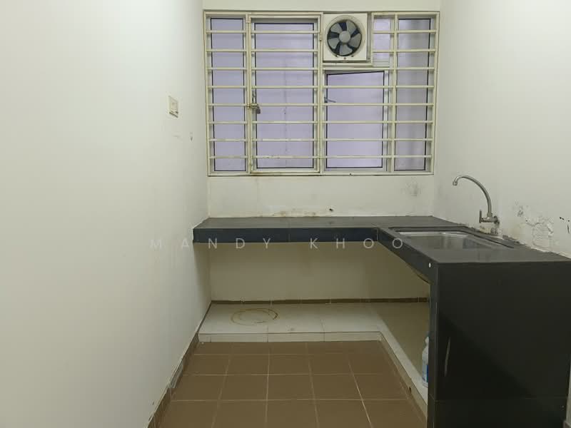 Kondominium untuk Dijual di Platinum Hill PV 2 - Mandy Khoo - Kitchen - PropertyGuru.com.my