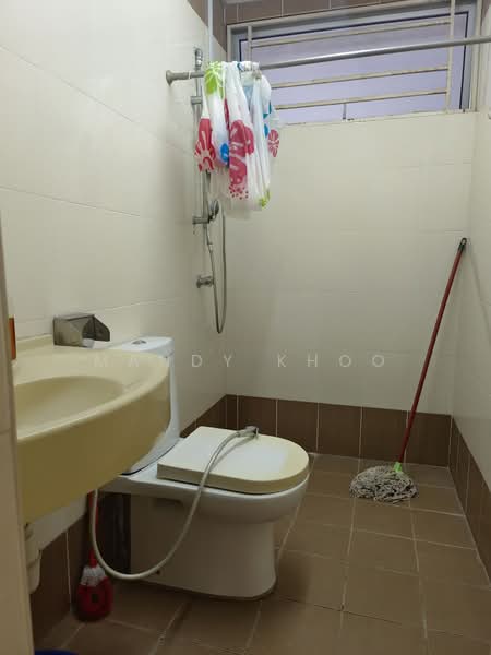 Kondominium untuk Dijual di Platinum Hill PV 2 - Mandy Khoo - Bathroom - PropertyGuru.com.my