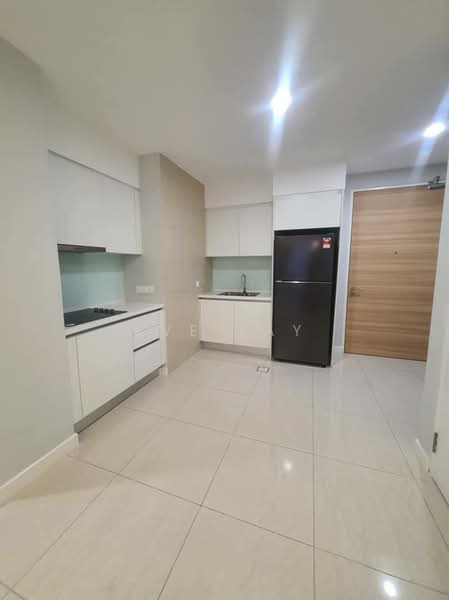 Service Residence for Sale at The Sentral Suites - Eve Tay - Kitchen - PropertyGuru.com.my