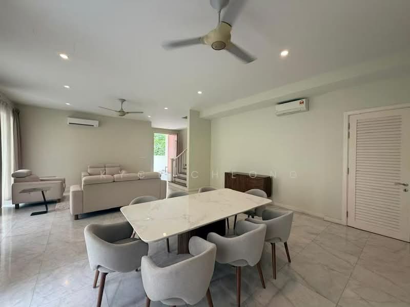Bungalow House untuk Disewa di Mont Kiara (Kuala Lumpur) - Kyce Cheong - Living Room - PropertyGuru.com.my