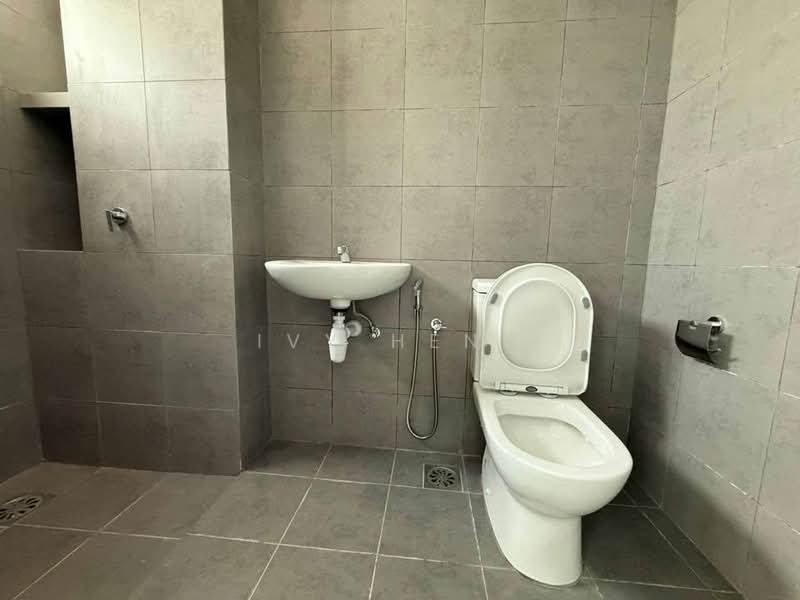 Rumah Teres 2 Tingkat untuk Dijual di Kuala Lumpur (Kuala Lumpur) - Ivy Heng - Bathroom - PropertyGuru.com.my