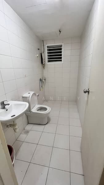 Service Residence for Sale at Greenfield Regency - Stephanie Yap - Bathroom - PropertyGuru.com.my