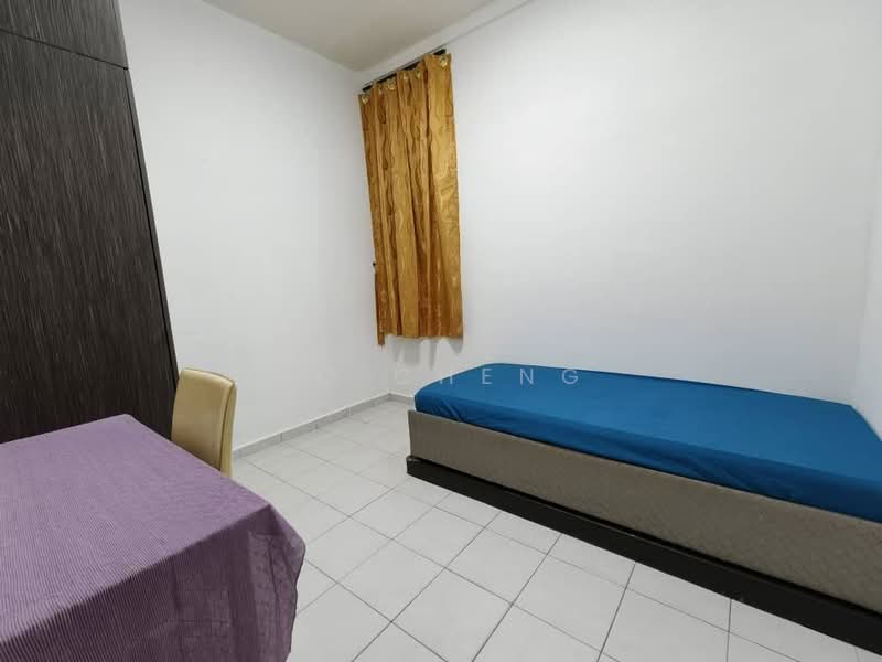 Pangsapuri untuk Dijual di Molek Ria - SC Cheng - Bedroom - PropertyGuru.com.my