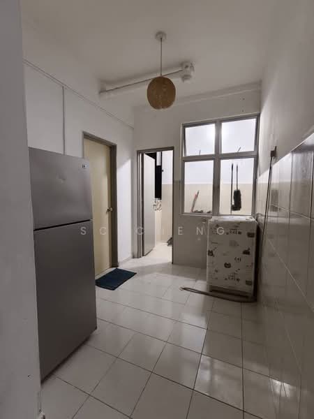 Pangsapuri untuk Dijual di Molek Ria - SC Cheng - Kitchen - PropertyGuru.com.my