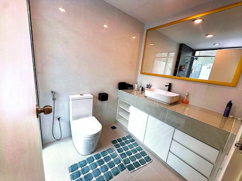 2-storey Terraced House for Sale in Bandar Sungai Long (Selangor) - Yenn Chong - Bathroom - PropertyGuru.com.my
