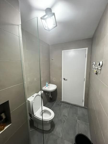 Servis Apartment untuk Disewa di Akasa - Sky Choo - Bathroom - PropertyGuru.com.my